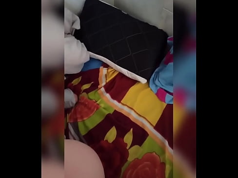 ❤️ Mwenzangu anakaa peke yake nyumbani kwa sababu mume wake anaenda likizo na mimi huchukua nafasi hiyo kumlamba na kumjaza maziwa. Pono ya kupendeza ﹏